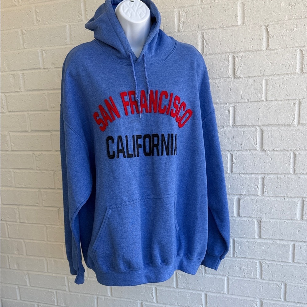 Gildan Heavy Blend Blue Hoodie with San Francisco California Text Size XL Unisex